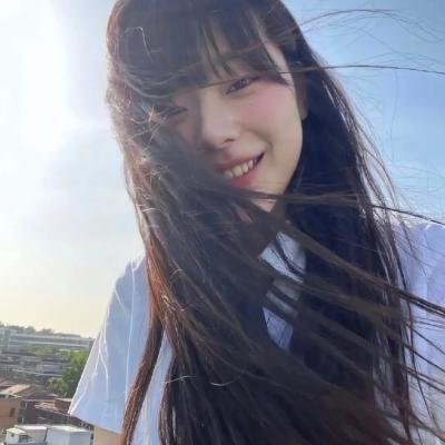 电线杆上的征婚广告，竟是美女上司